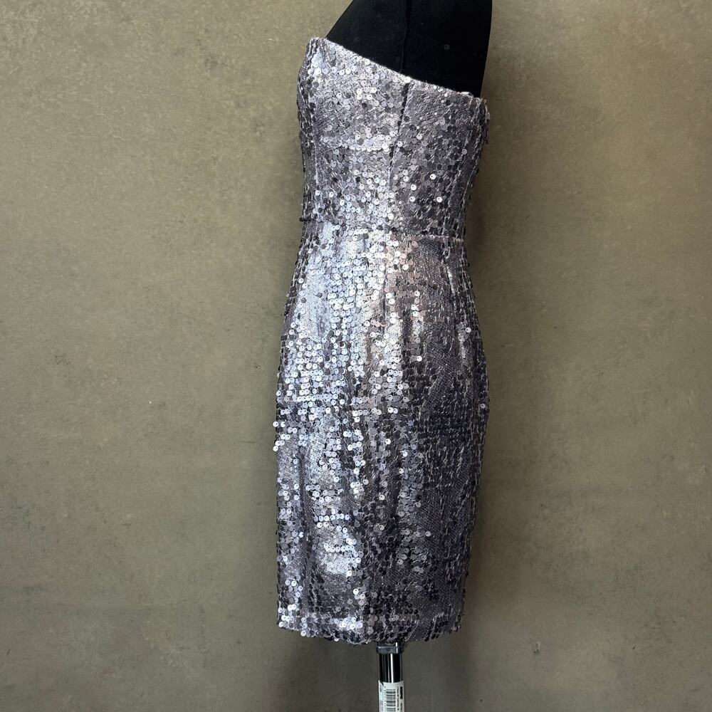 Poshmark Title: NWT BCBGMaxAzria Carole Sequin Strapless Dress 4 Lilac - Picture 3 of 8